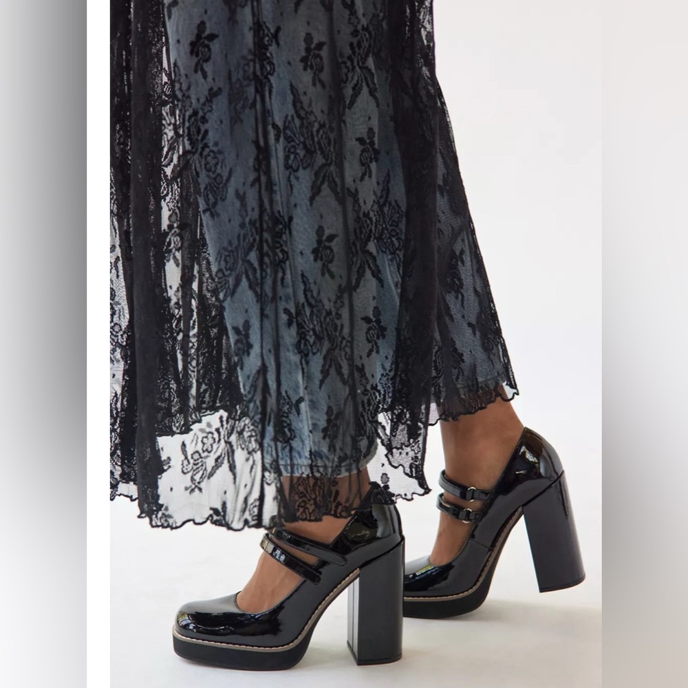 STEVE MADDEN Platform Twice Patent Black Mary Jane Squared Heel Shoes Size 8 - Picture 2 of 10